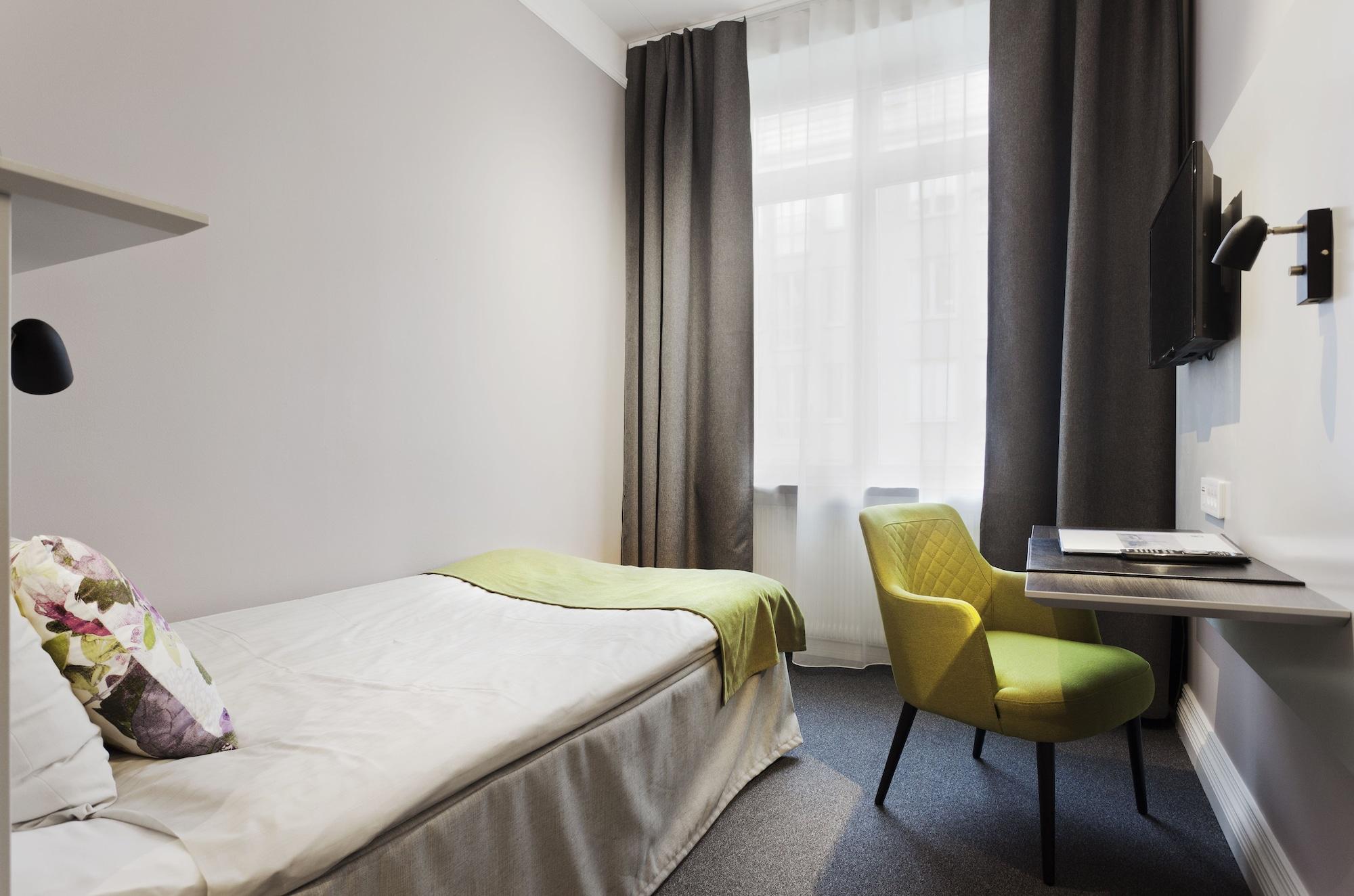 Hotel Oerebro Екстер'єр фото
